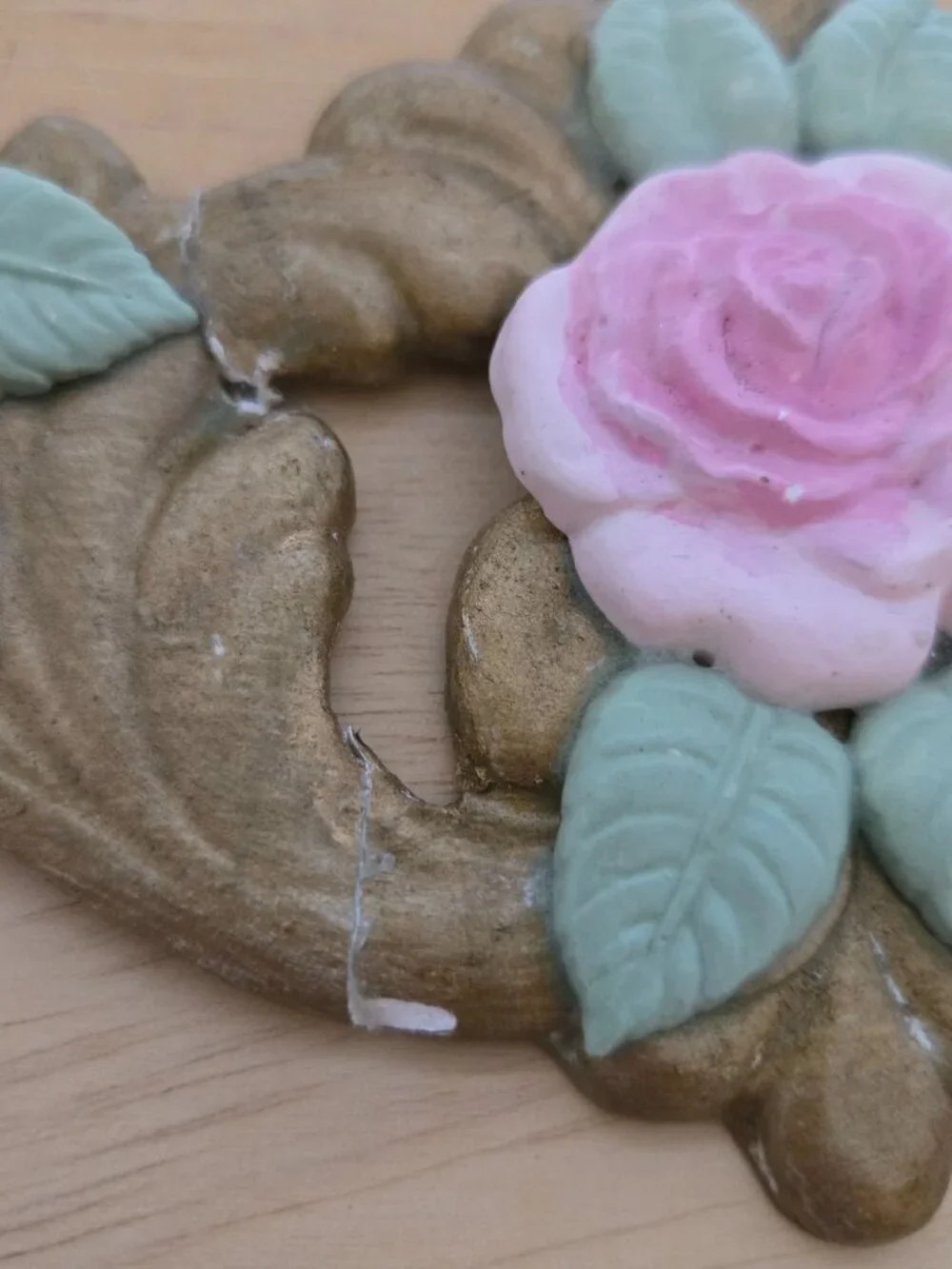Pink Rose Chippy Wall Decor Gold Scrollwork Cottagecore Vintage-Style - FLAWED